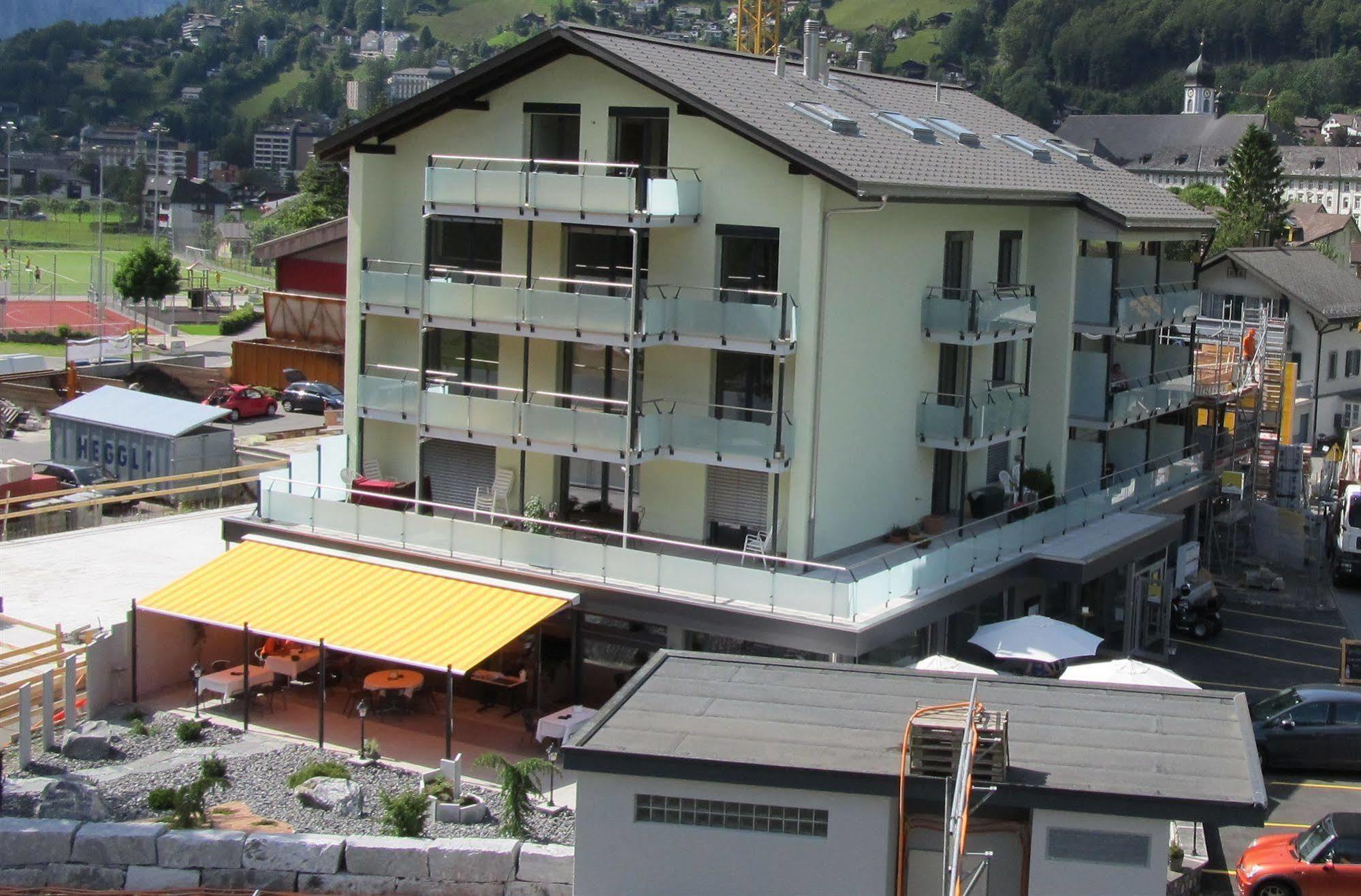 Hotel Hahnenblick Engelberg Esterno foto